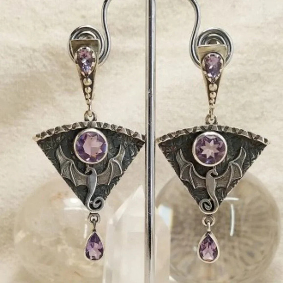 Gothic Dragon Metal Pink Stone Inlaid Pendant Alloy Earrings Vintage-inspired - Picture 3 of 7